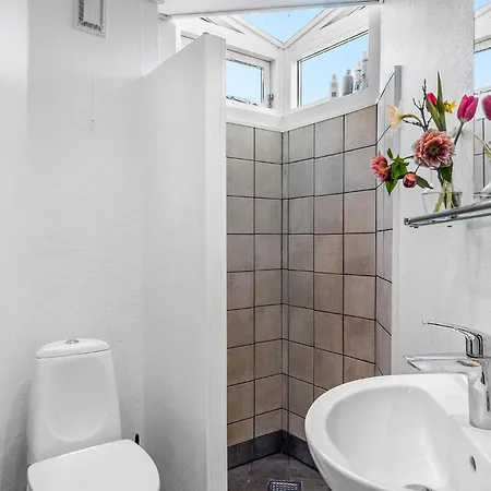 度假居 2 Bedroom Cozy In *